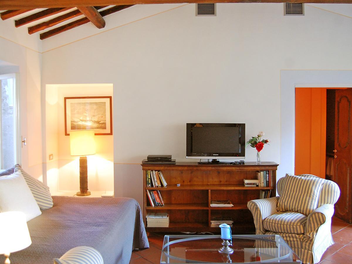 Apartamento Campo De' Fiori Bright By Interhome