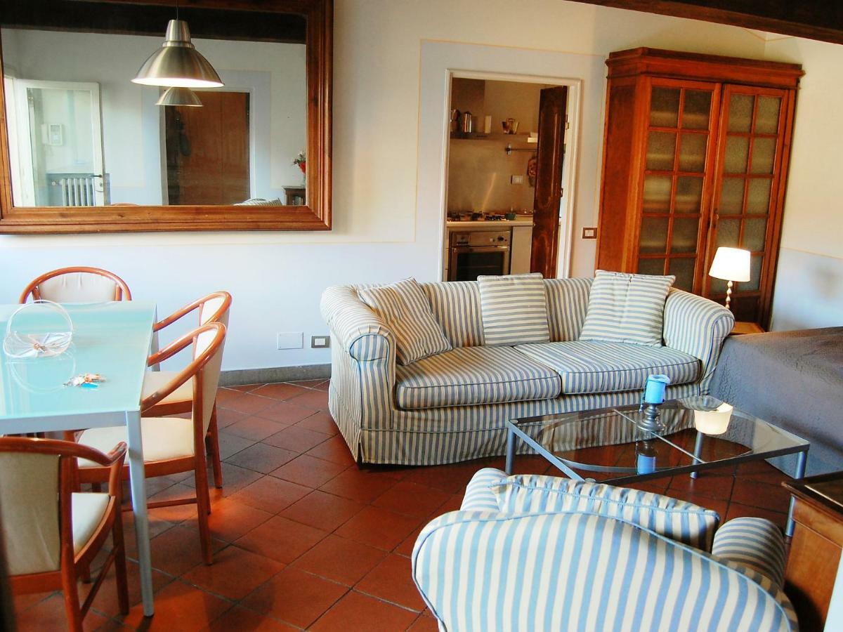 Apartamento Campo De' Fiori Bright By Interhome *